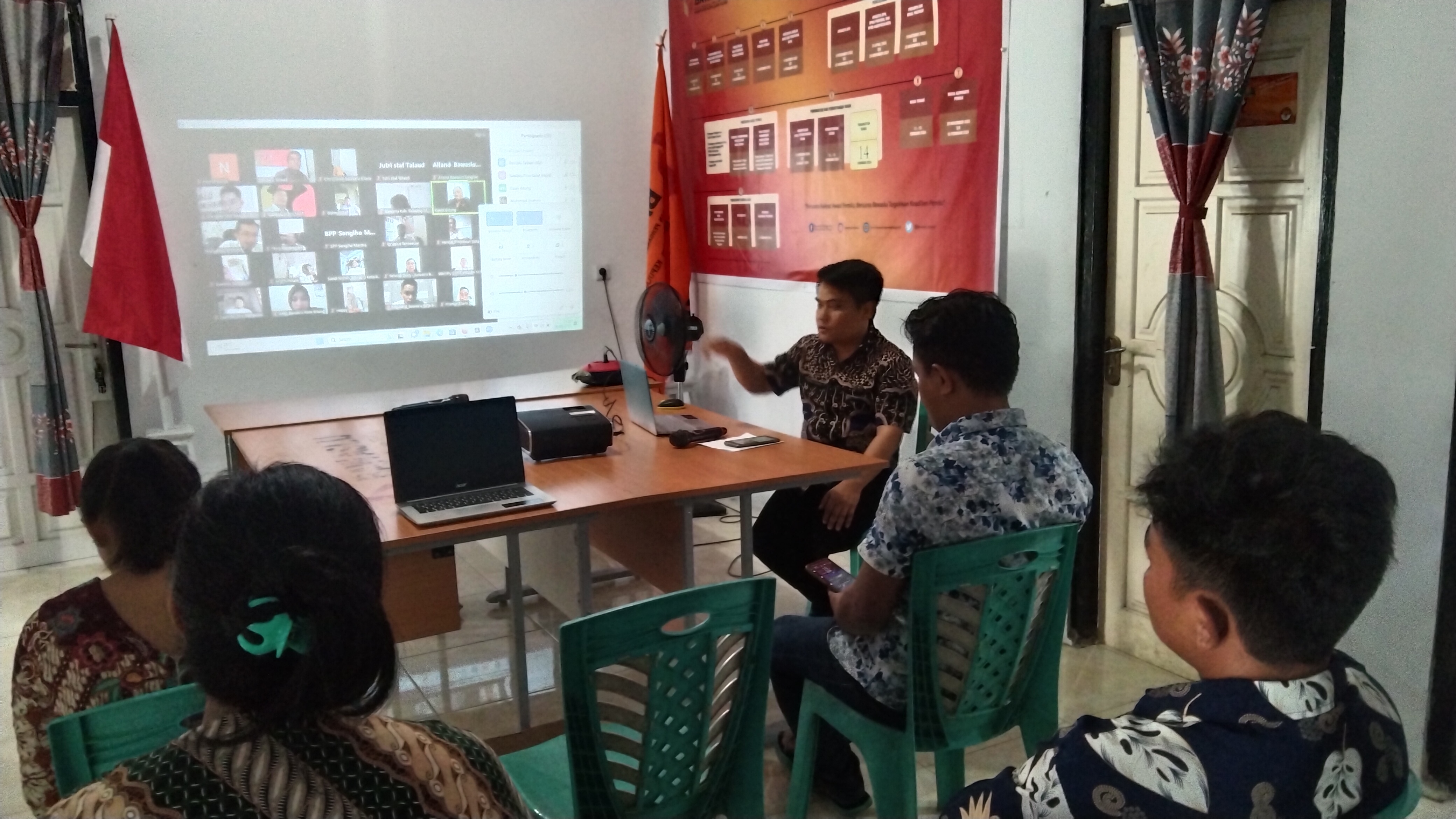 JELANG PENETAPAN DCS PILEG 2024, JAJARAN SEKRETARIAT BAWASLU TALAUD IKUTI ARAHAN BAWASLU PROVINSI SULAWESI UTARA