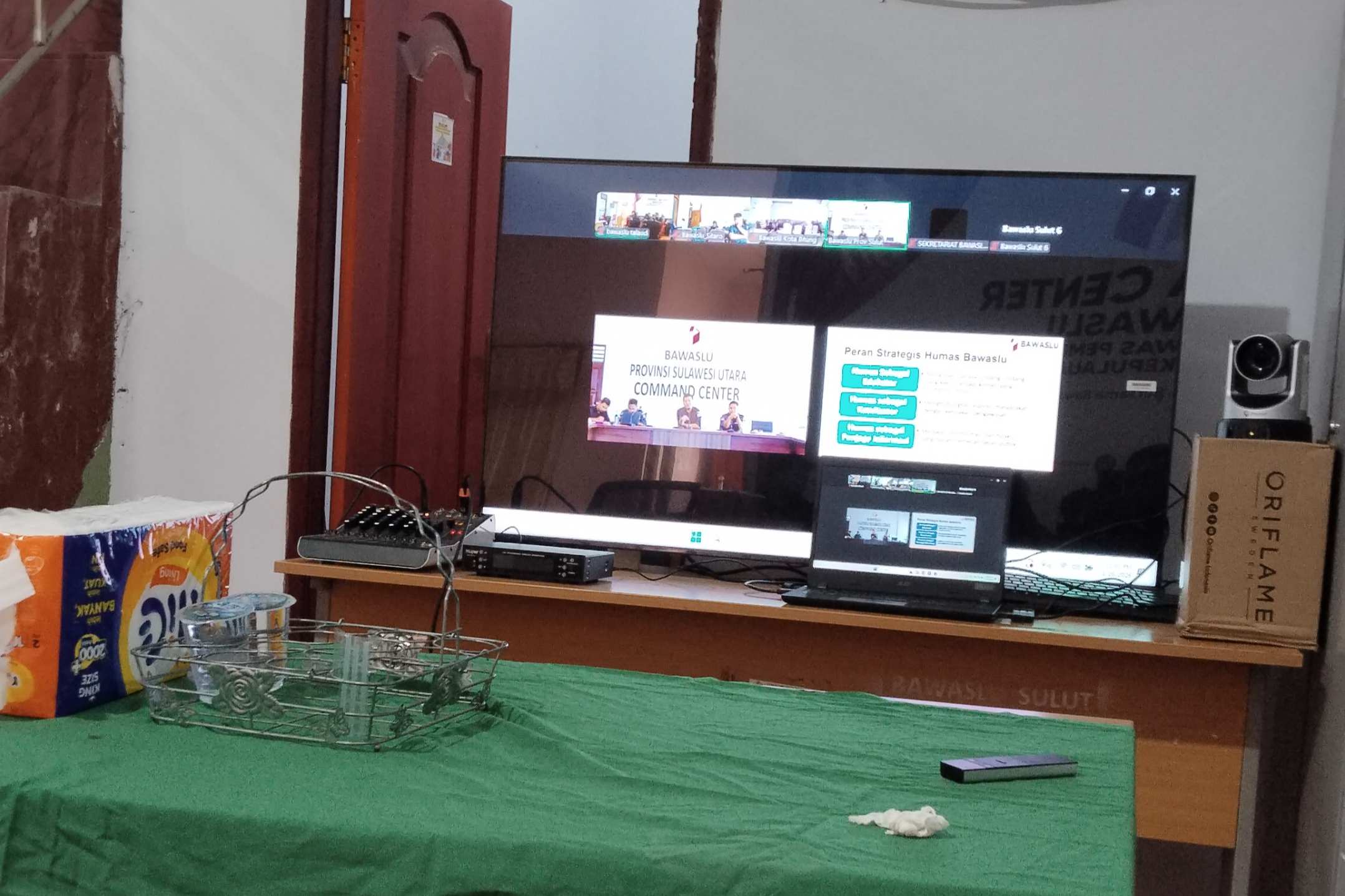 Pemaparan materi oleh Ketua dan Pimpinan Bawaslu Provinsi Sulawesi Utara dalam kegiatan pekan konsolidasi kelembagaan Bawaslu