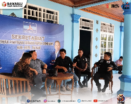 Foto visitasi Ketua dan Pimpinan